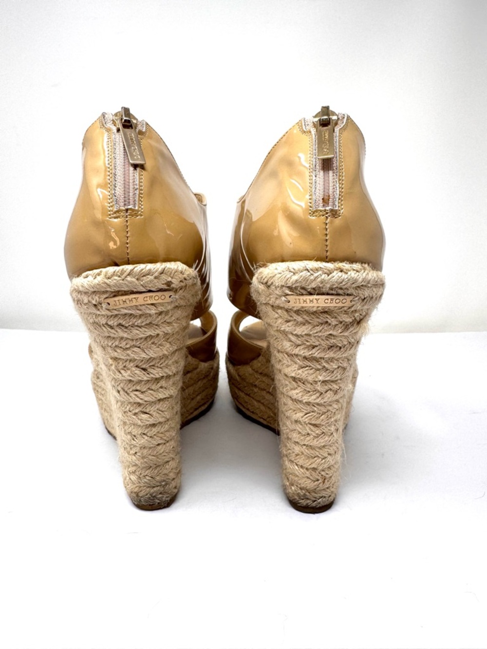 JIMMY CHOO beige patent leather raffia wedge sandals, Italy, size 40 - Picture 6 of 13